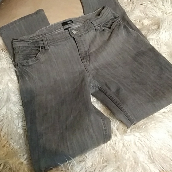 a.n.a. gray jeans NWOT sz 12 - Picture 2 of 4